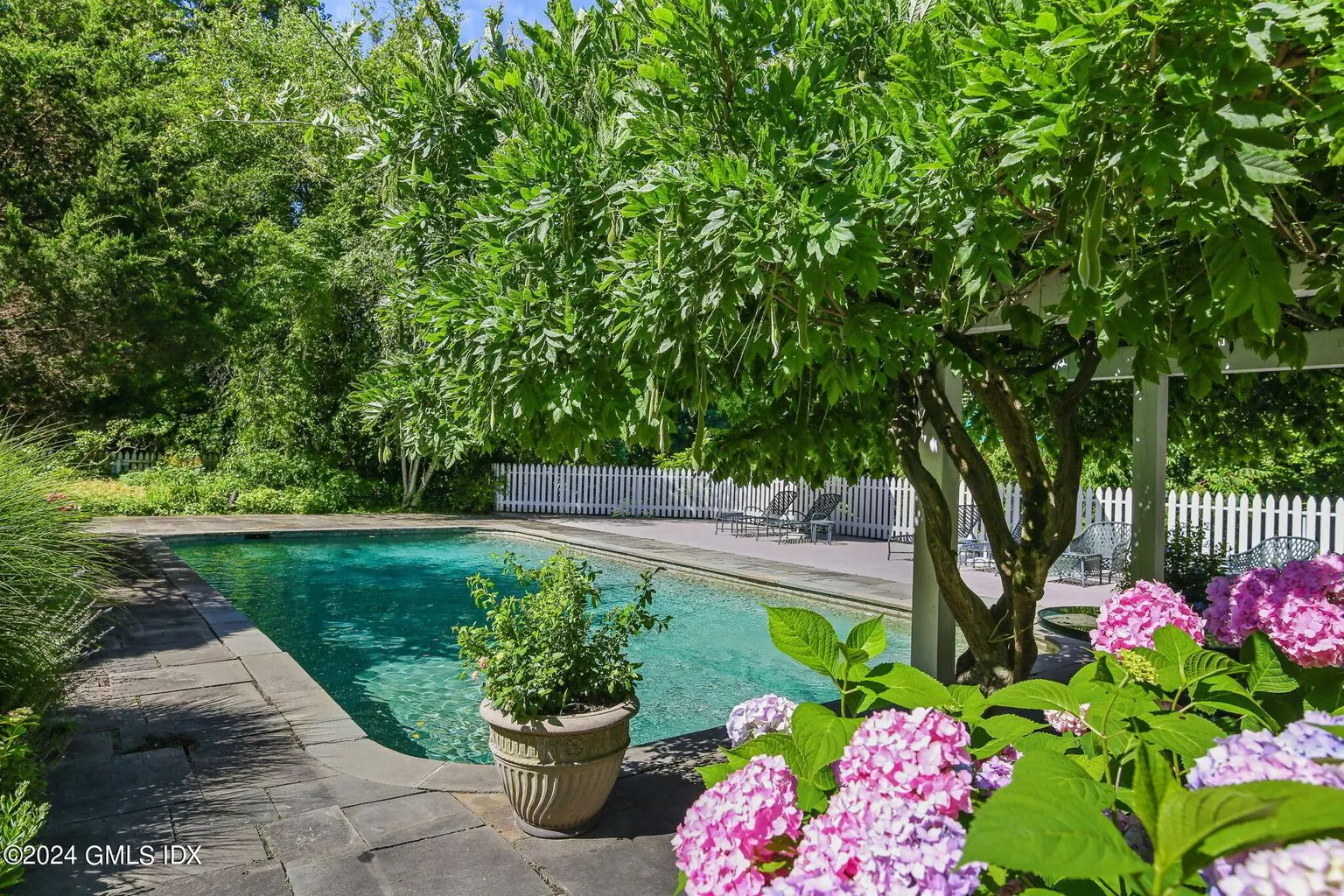 210 Bedford Road interior