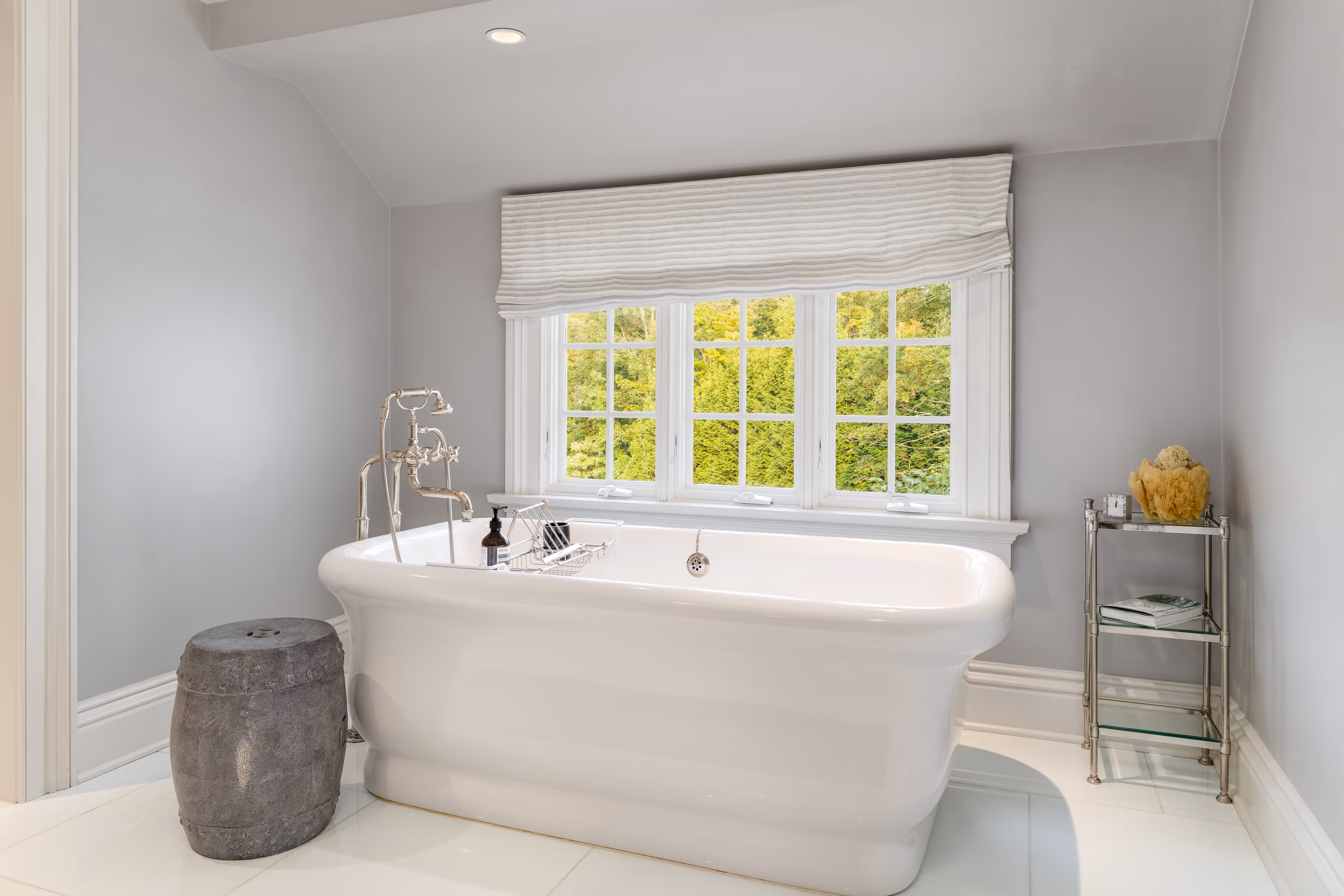 411 Stanwich Road staircase