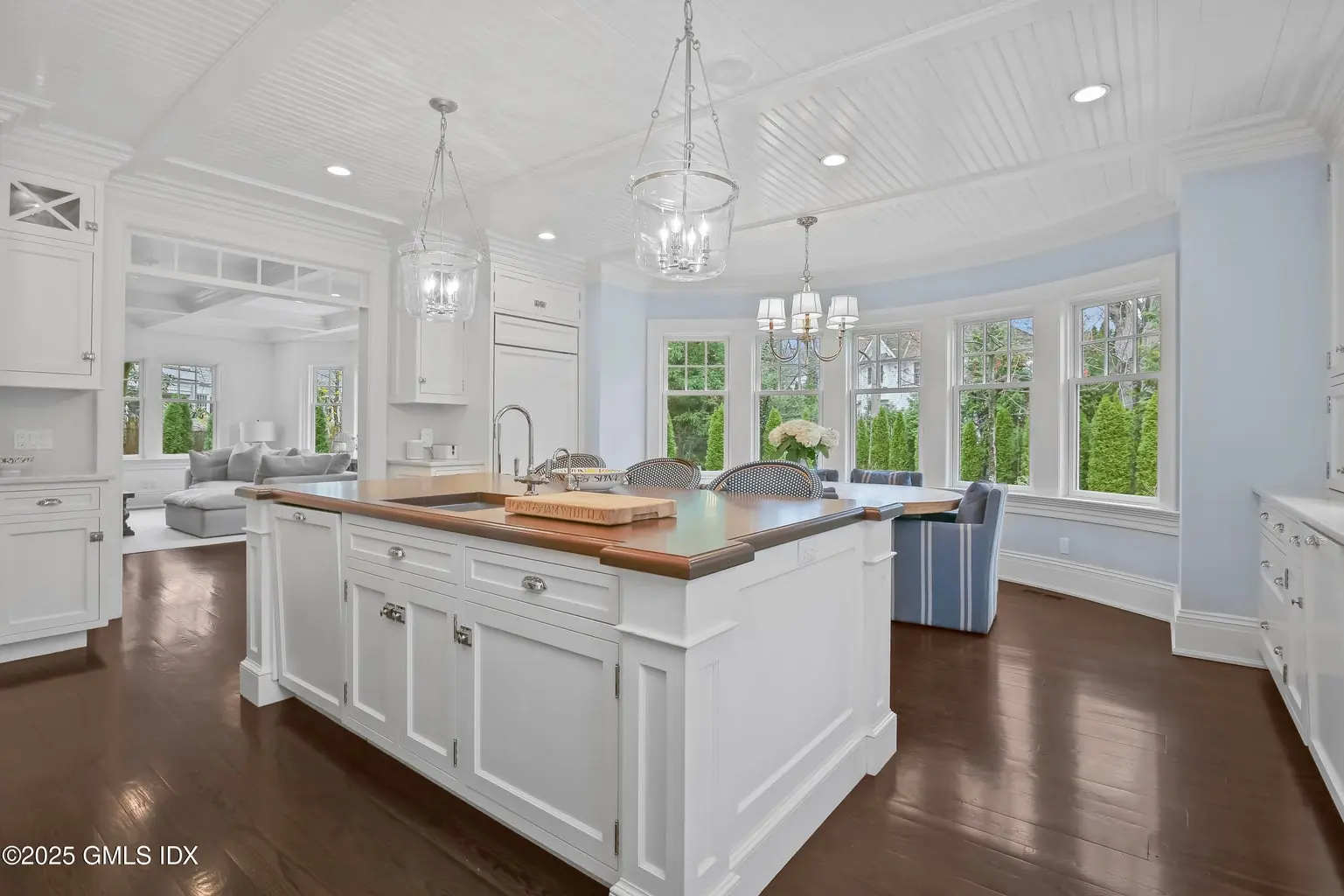 45 Willow Road additional view