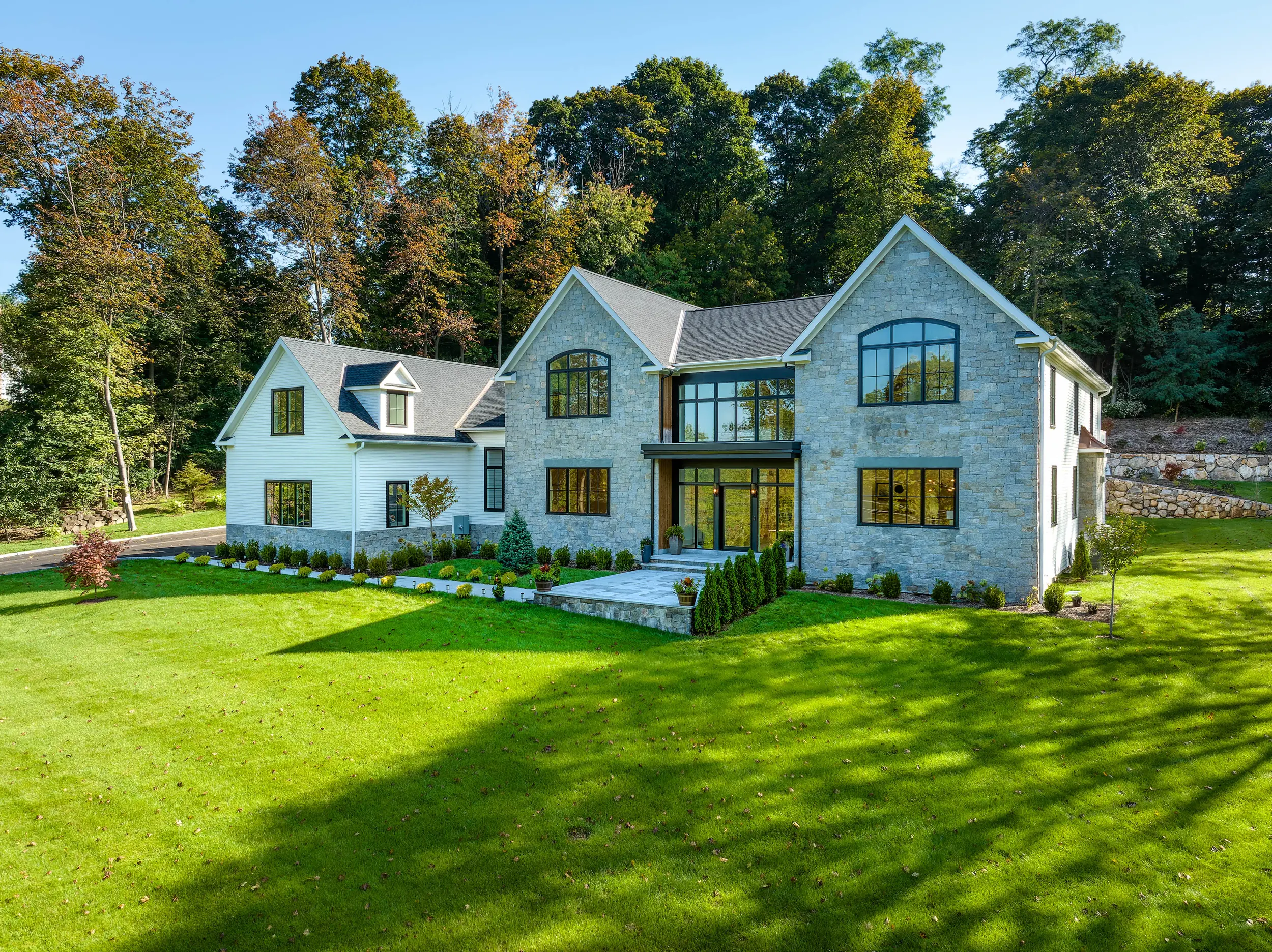 Front exterior of 460 Middlesex Road