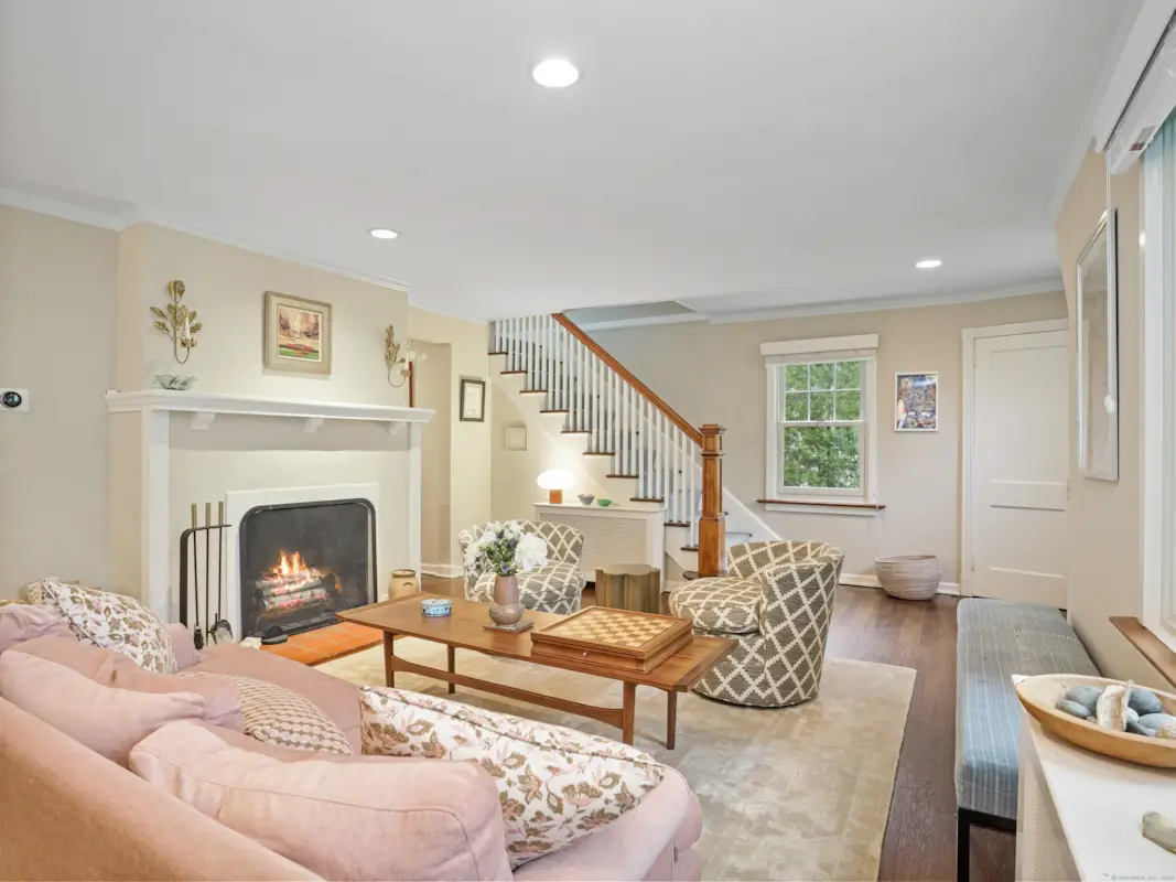 74 Valleywood Road additional view